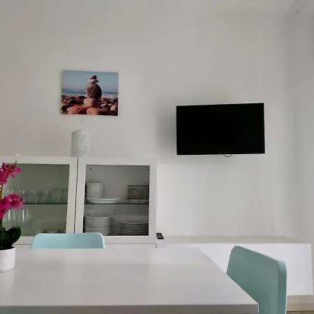 Antonietta 3, Tra Pineta E Mare Apartman *