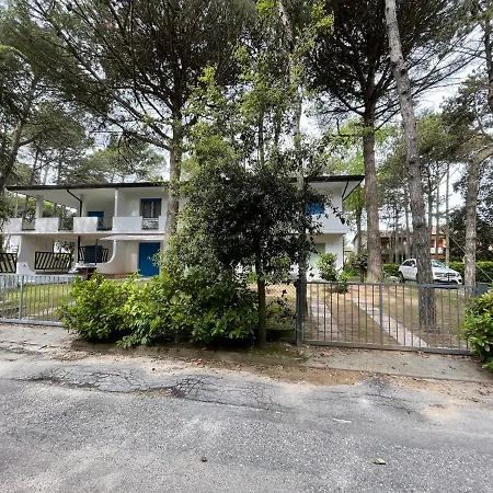 Antonietta 3, Tra Pineta E Mare Apartamento